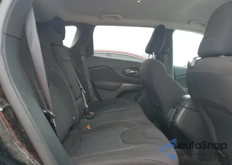 2019 Jeep Cherokee Latitude z USA, uszkodzony, nr VIN 1C4PJLCB4KD172053